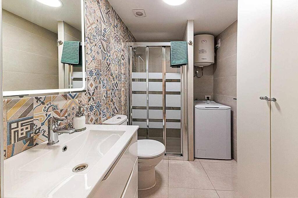 Apartamento Peka'S Place プラヤ・デル・イングレス エクステリア 写真
