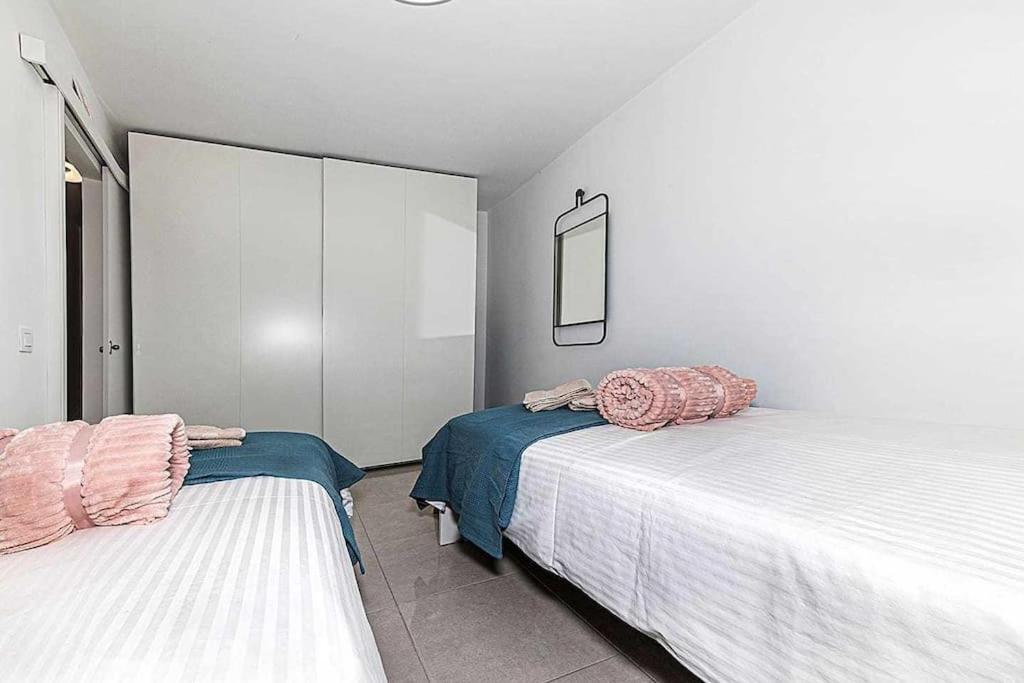 Apartamento Peka'S Place プラヤ・デル・イングレス エクステリア 写真