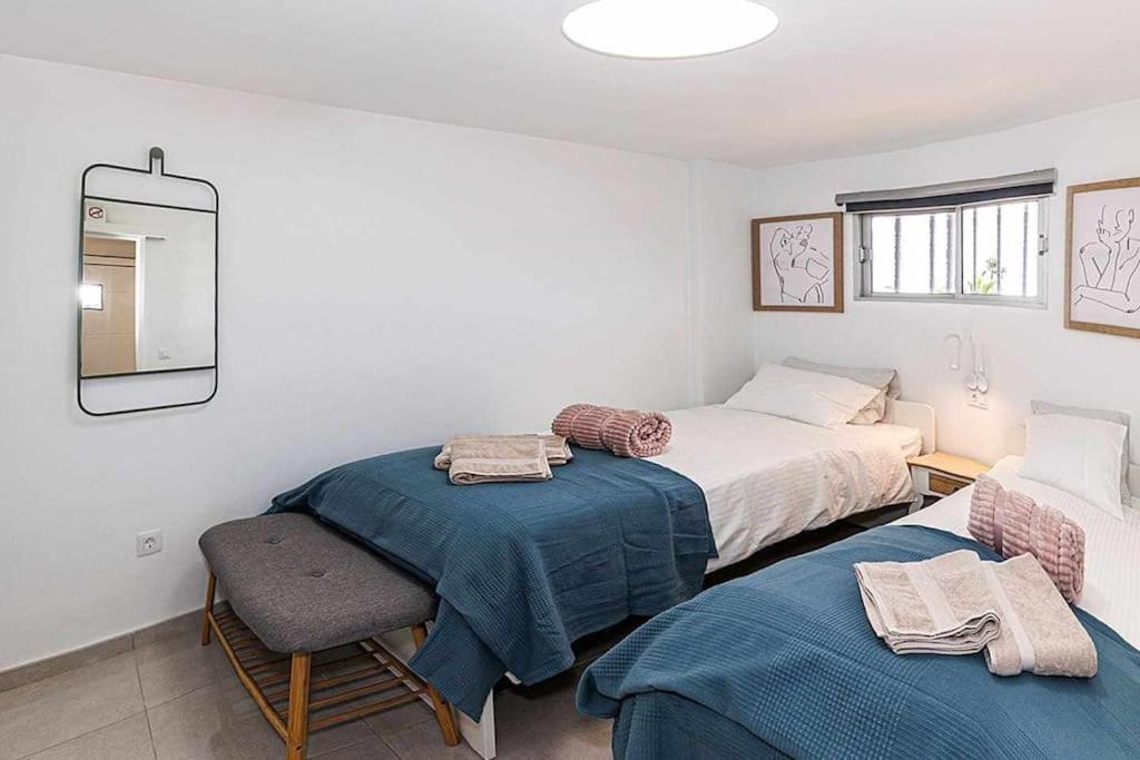 Apartamento Peka'S Place プラヤ・デル・イングレス エクステリア 写真